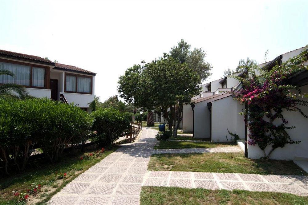 Porto Kaleo Resort Steccato Exteriör bild