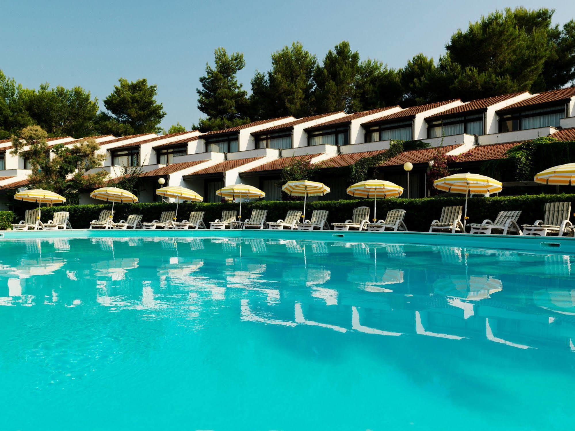 Porto Kaleo Resort Steccato Exteriör bild