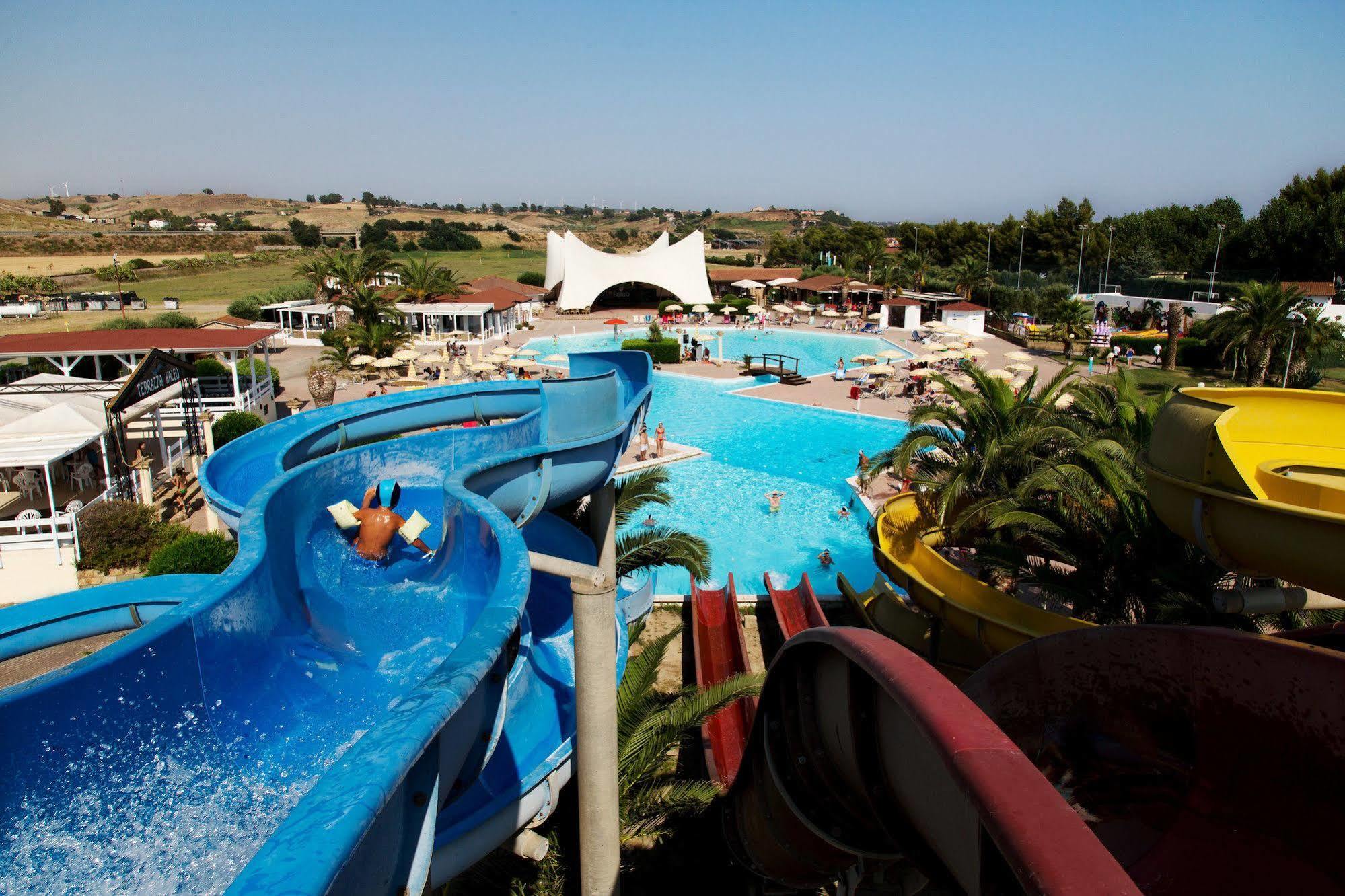 Porto Kaleo Resort Steccato Exteriör bild